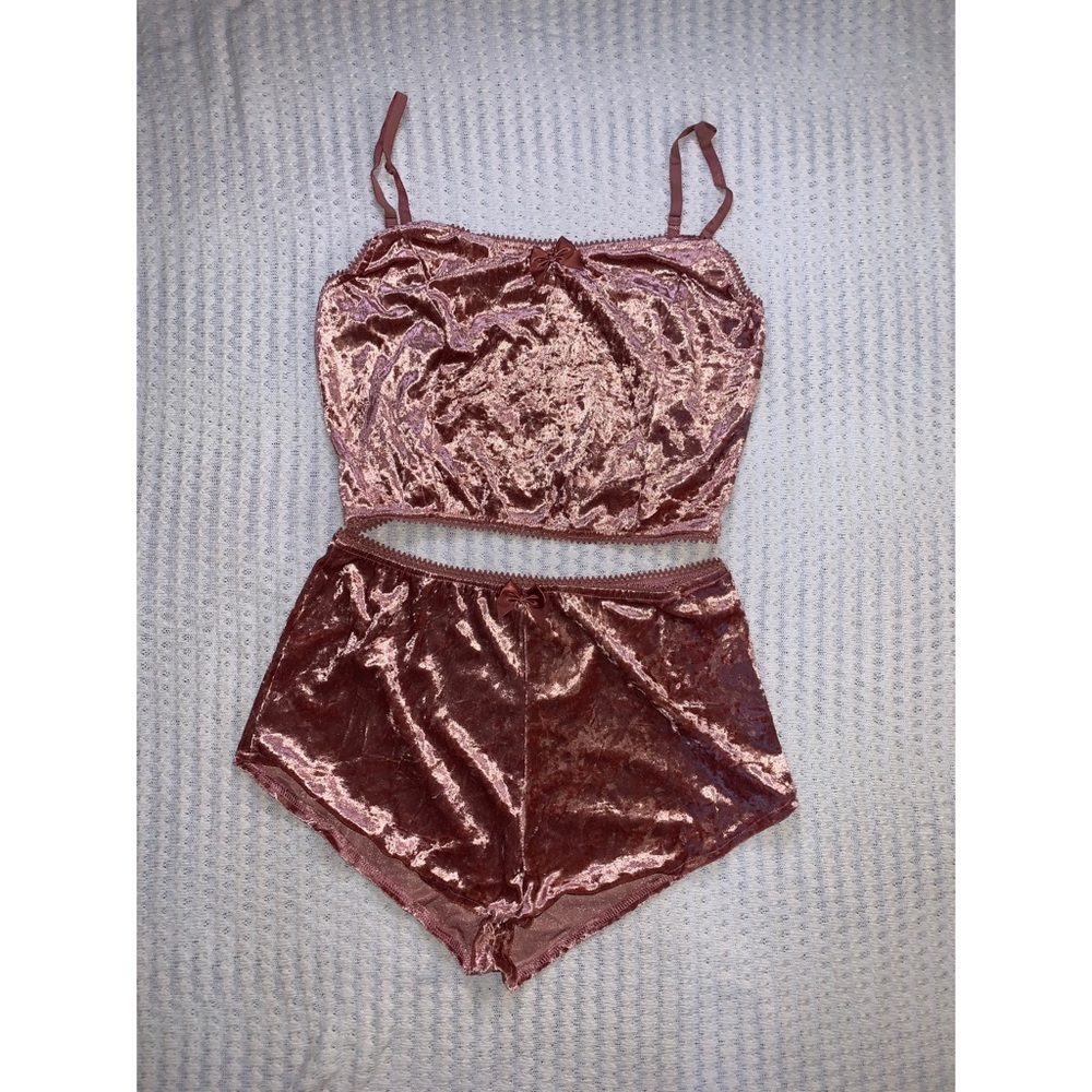 Pink Suede Two Piece Set 💗💗🌸 - Picture 2 of 3